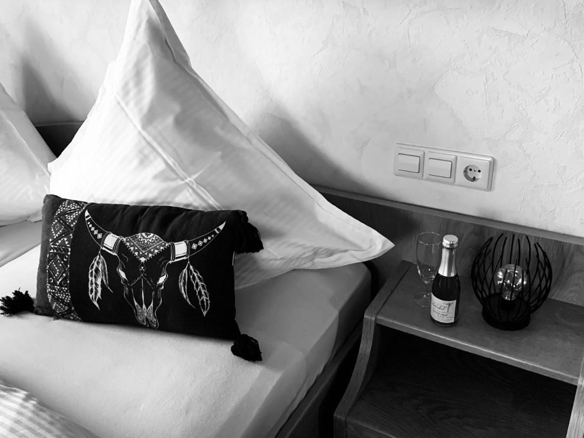 Hotel Rebstoeckel à Schweigen-Rechtenbach Extérieur photo